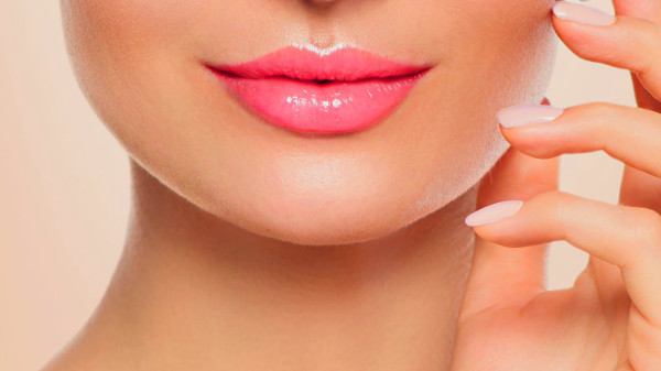 Model image of a woman's chin.